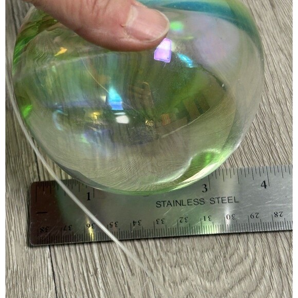 VTG Hand Blown Art Glass Orb Ball Ornament Christmas Sun Catcher 4" Green Swirl - Picture 4 of 4